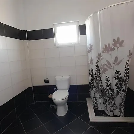 酒店 Ksamil's Island View *